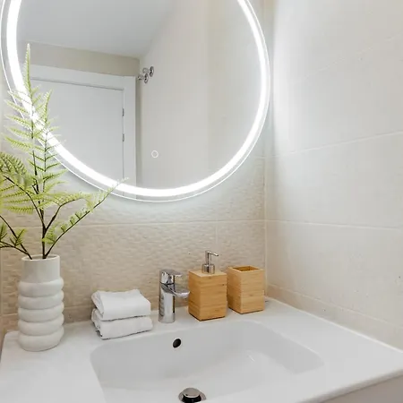 Casa Bahia Bliss At One80 Suites, Apartment Estepona